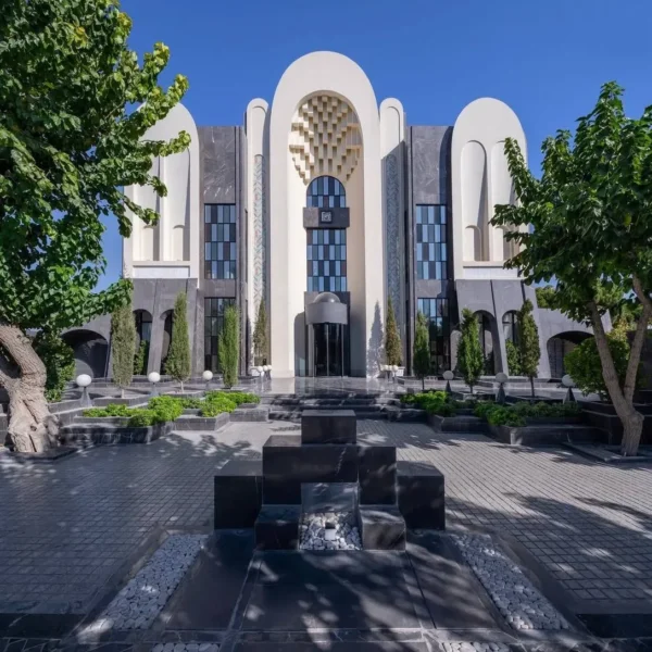 جان پلازا